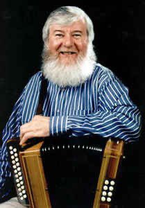 seancorc's tweet photo. Another great stone rolls into the sea ... great East Galway accordionist Joe Burke dies at 81. A magnificent musician and one of the greatest raconteurs on the planet. Joe could talk for the World, never mind Ireland! A lovely guy. https://t.co/YNiZ0E5D81