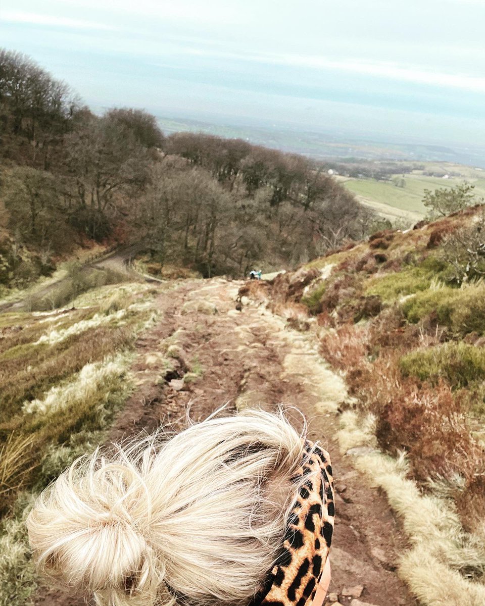 hankit78's tweet photo. Fabulous circular walk this morning #darwentower Can’t believe it’s taken me till now to go there ! #anotherwalk https://t.co/CCMkxS6i8Y
