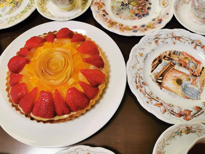 ちょっと早い誕生日パーティーをしてもらった!
みんなありがとーーー!ケーキおいしかったです! 
