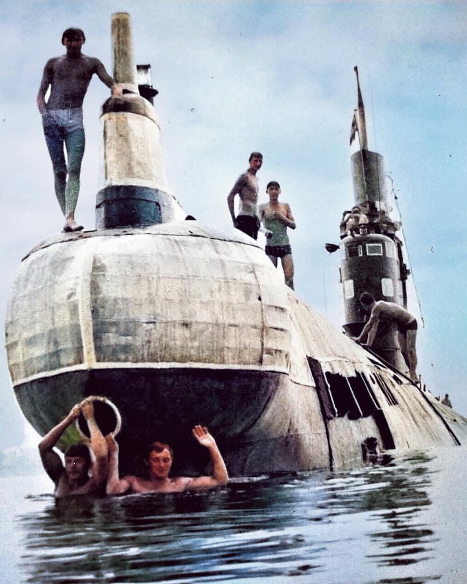 KingNeptune767's tweet photo. Soviet #SwimCall

#SubSunday #Submarines https://t.co/TfzZB8arIh