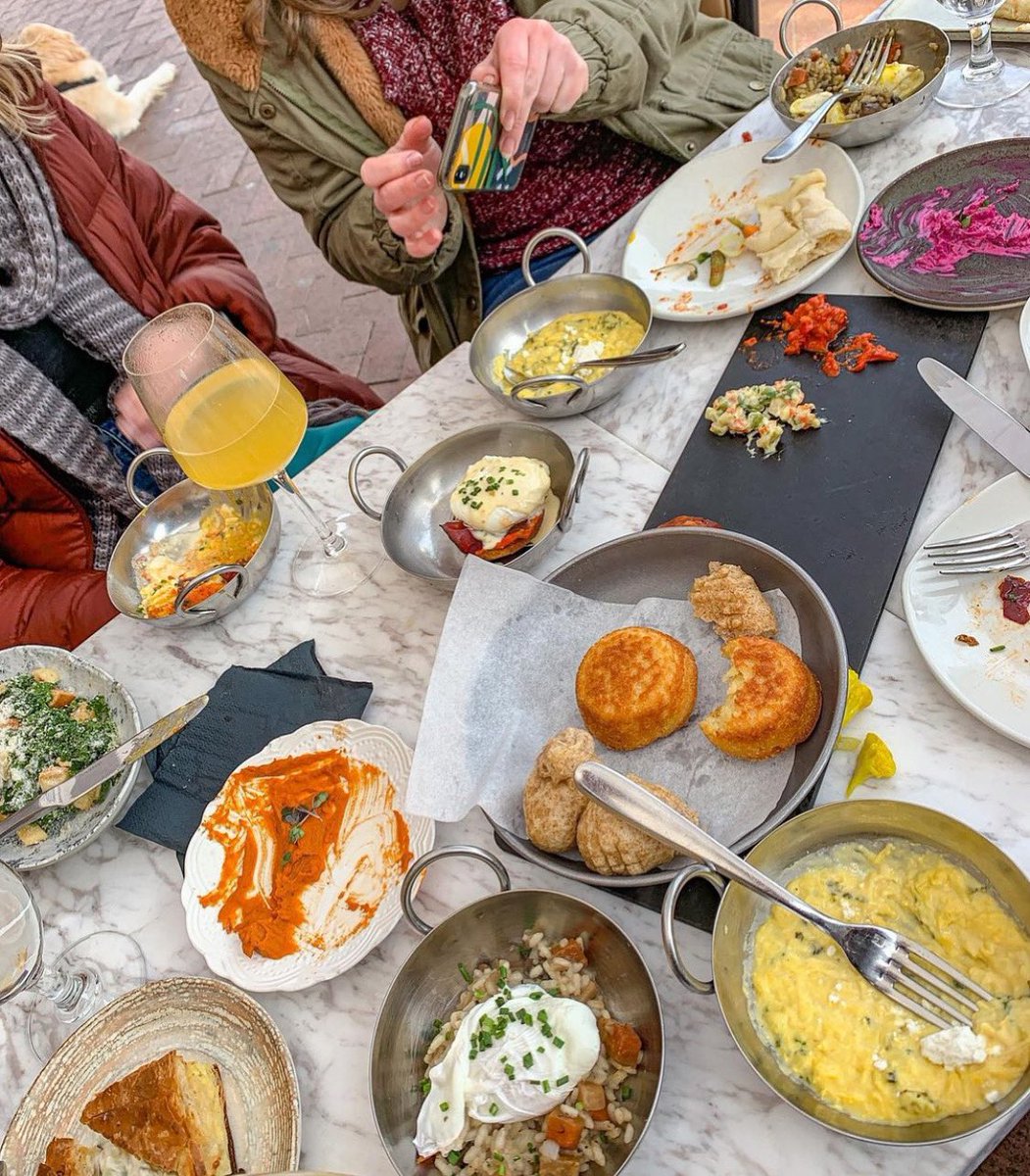Bottomless #Mimosas go great with Bottomless Balkan small plates, trust us! 😍

Thank you @citygorls_cravings for this amazing photo! 🥰

#brunch