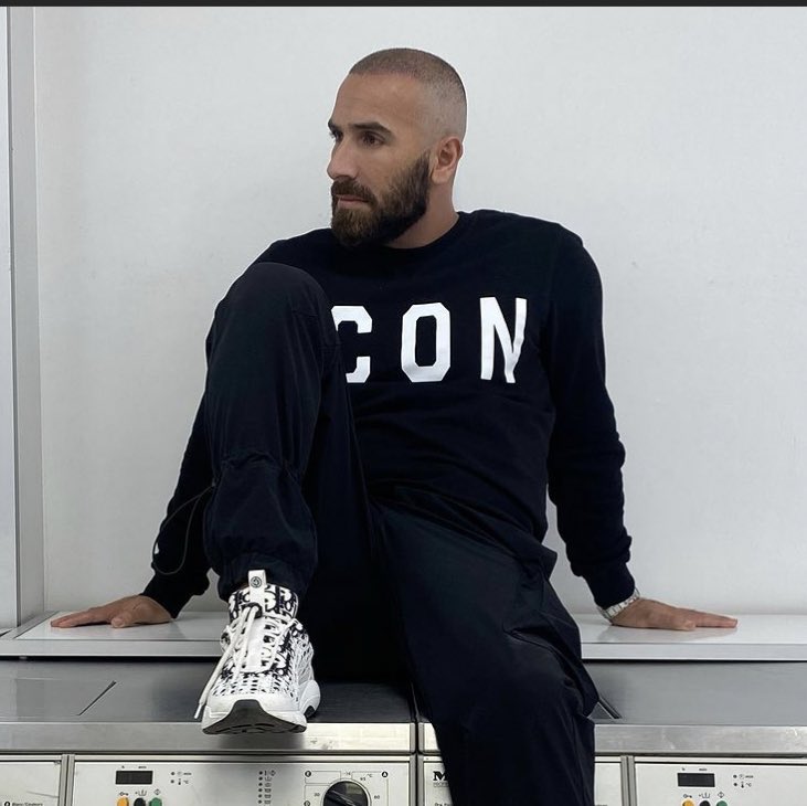 man34100 tweet media