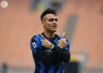 Lautaro Martínez🇦🇷 {Inter l 23 ans} vs :
.Milan ⚽⚽⚽
.Napoli ⚽⚽⚽
.Juventus ⚽⚽
.Lazio ⚽⚽
.Atalanta ⚽⚽
.Borussia Dortmund ⚽⚽
.Real Madrid ⚽
.Barcelona ⚽ https://t.co/pDizSncrsF
