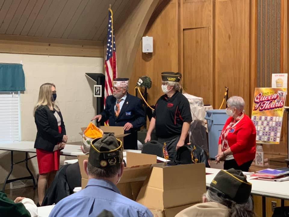 MalloryDameron's tweet photo. I am so proud of my mom, @lori_dameron . She was awarded the VFW Local, District, and State Teacher of the Year! Thank you to her students who nominated her and continue to recognize this incredible teacher. She is an inspiration to all women ❤️@Northmen_OPHS  @NKCSchools https://t.co/2EI58oOjW9