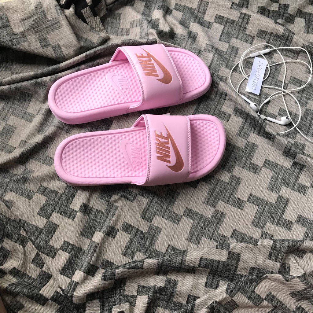 Jaysneakers_more Twitter: "Nike Benassi Slides Sizes:37-45 Dm,call or Wassap 0551311673/0573451748 I'm following anyone who #DateRush Fatima Bella Cecilia Bernice Cindy Cyril https://t.co/PJoKWPKxHH" / Twitter Jaysneakers_more Twitter: "Nike Benassi Slides Sizes:37-45 Dm,call or Wassap 0551311673/0573451748 I'm following anyone who #DateRush Fatima Bella Cecilia Bernice Cindy Cyril https://t.co/PJoKWPKxHH" / Twitter