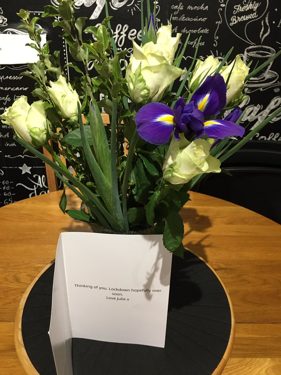 The past week or so has been heavy - listening  to colleagues emotional lows, complex families, heavy work load, and the ever constant lockdown isolation. But receiving these this weekend from my big sister has lifted the spirits 💕