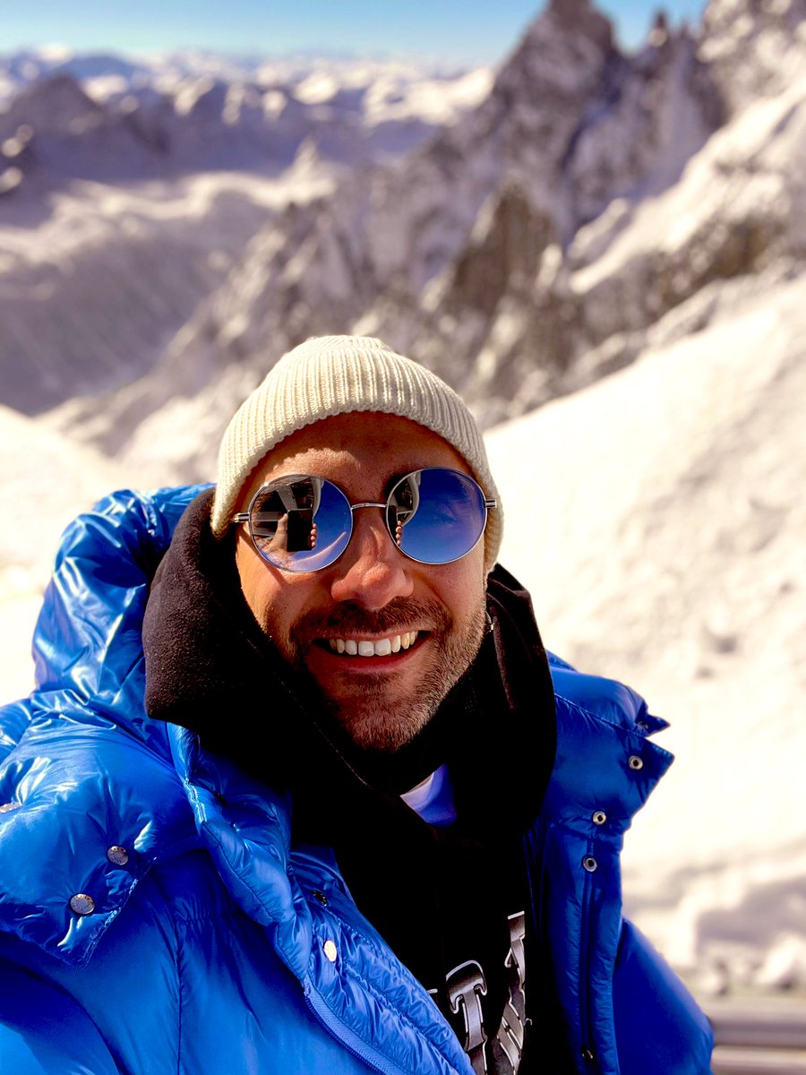 pietroaradori's tweet photo. Giornata di relax e fantastici paesaggi 🏔🦅
#vita #fssub https://t.co/m7nTm7eOF7