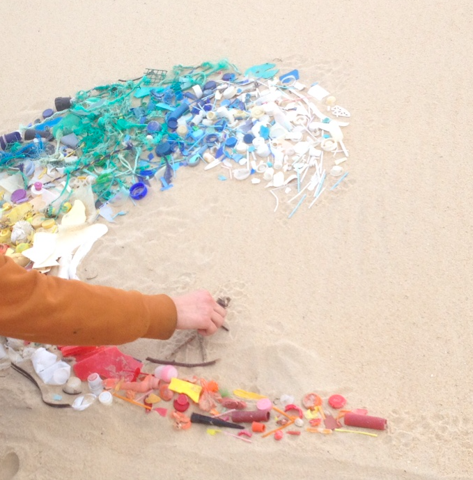 Submersion plastique sur une plage landaise...