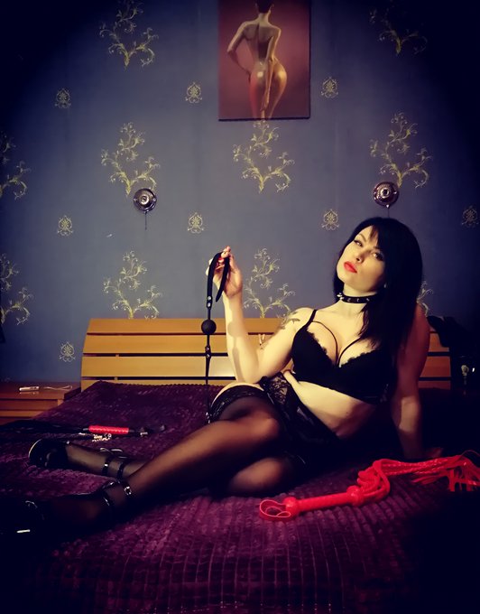 - Let the scent of my legs accompany you in this last pleasure !! The mistress attached the shoe to the<a href="/tag/bdsm"class="tags"><span>#bdsm</span></a><a href="/tag/footfetish"class="tags"><span>#footfetish</span></a><a href="/tag/femdom"class="tags"><span>#femdom</span></a><a href="/tag/dominamila"class="tags"><span>#dominamila</span></a><a href="/tag/bdsmst"class="tags"><span>#bdsmst</span></a>