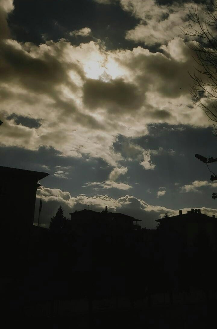 Gönül bağını arşa bağlayanlara, hayalleri için dünya dar...