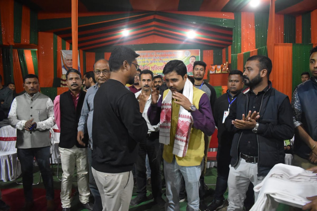 barman_anup's tweet photo. Today I felt very glad to attend the event of #Atal_Bihari_Vajpayee memorial day-night badminton competition organised by #BJYM in #40No_Sarbhog_constituency. https://t.co/z4SOeEhvPA