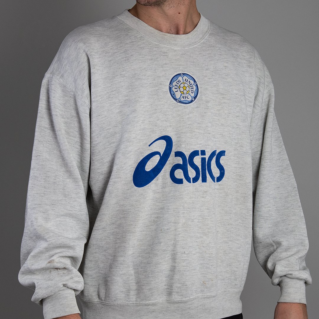 Asics jumper cheap