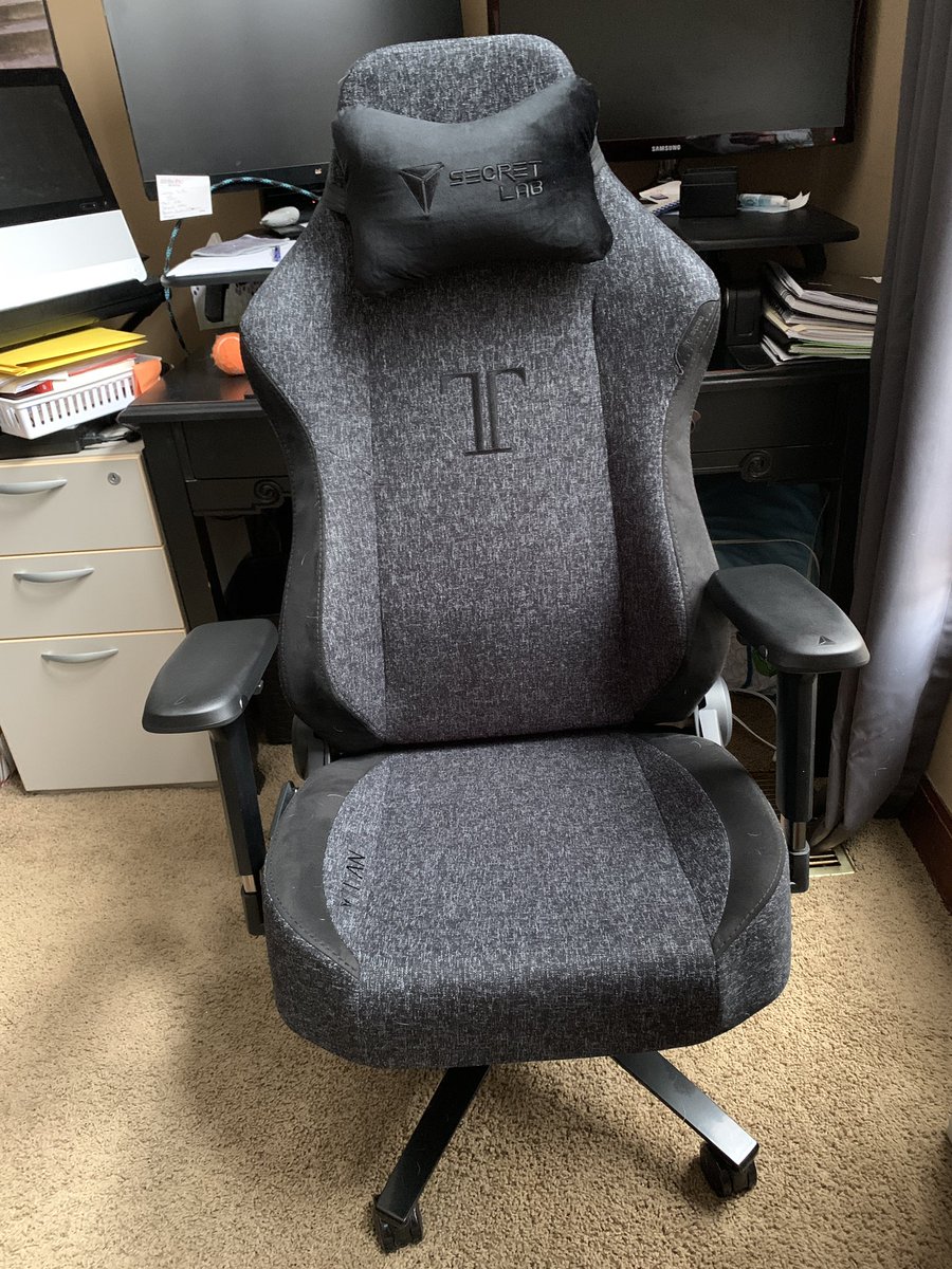 ksimeroth's tweet image. #Secretlab