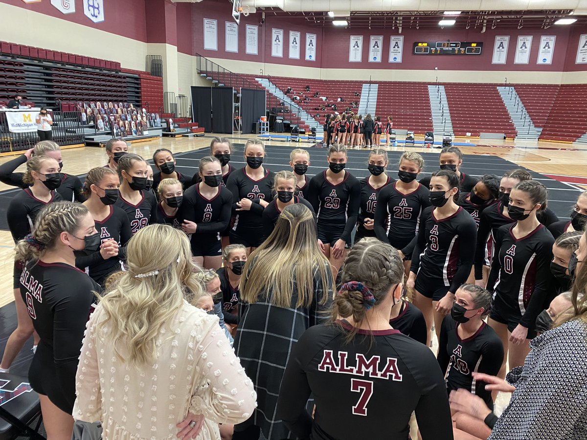 SarahDehring's tweet photo. STUNT is back! Happy to host our first live STUNT games of the 2021 season at @AlmaScots! @STUNTtheSport https://t.co/8059SHXbsd