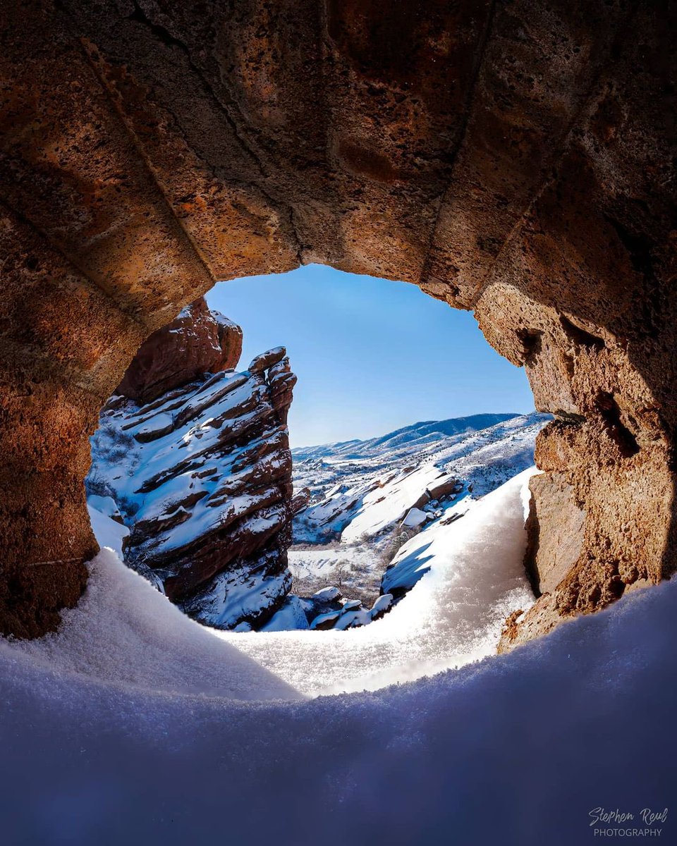 ColorfulCOCltv's tweet photo. “At red rocks looking through a hole in the wall.” 

This gorgeous capture was taken by Stephen Reul!

We share shots of Colorful Colorado! 💙🤍❤️💛 #colorfulcoloradocollective or tag @ColorfulCOCltv for Daily Features! Join us on Facebook! Link is in our bio! 😊 https://t.co/nZfRcvt9wj
