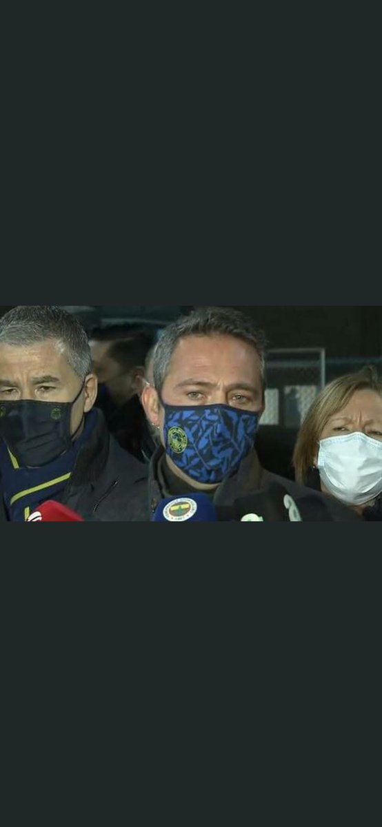 Ali Koç "Göztepe mağlubiyeti, şampiyonluğun habercisidir."

Erol
Mesut
Pelkas
Fenerbahçe
Hüseyin Göçek 

#FBvGOZ