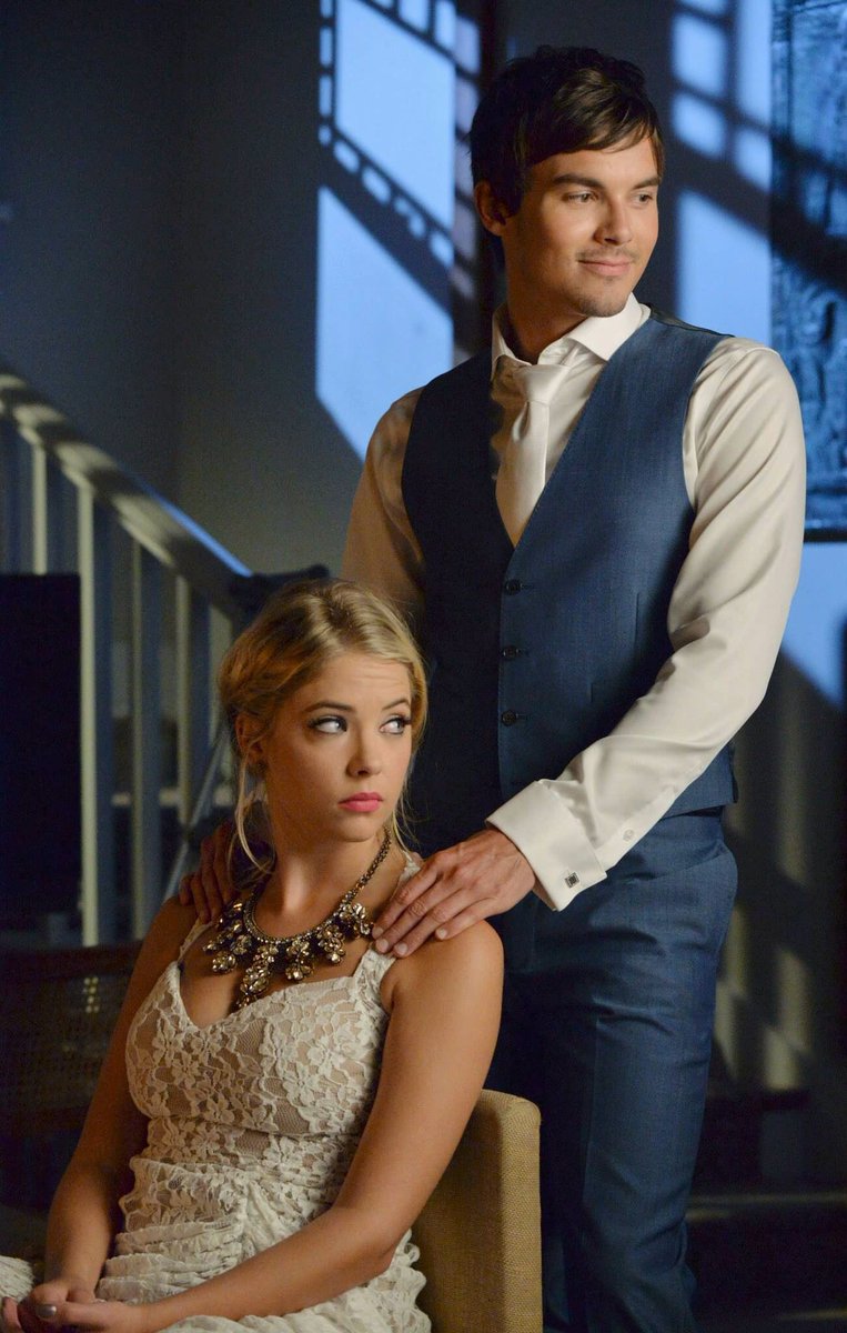 raffffa1986's tweet image. Married Couple Material 💍 #Haleb @AshBenzo @tylerjblackburn
