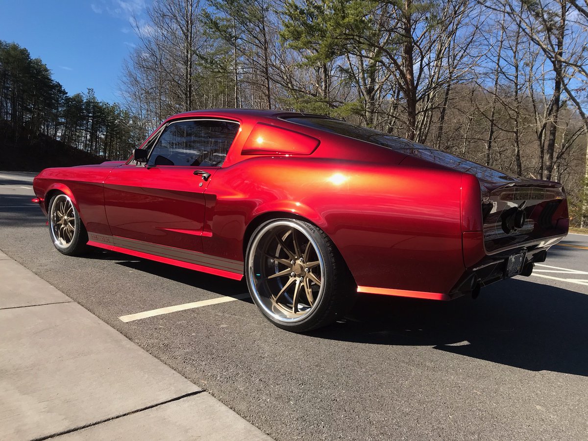 DrChrisR's tweet photo. My builder, Steve Hines of #ShinesCustoms just sent me these pictures of the '67 GT550SC! Should take delivery in early March. It's been a long two years! Worth the wait!!πΊπ²ππ€ https://t.co/8FRyBKdBPa