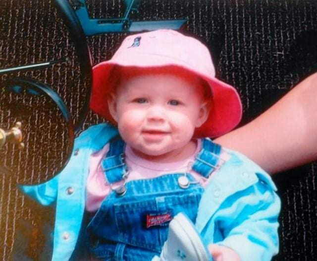 HonestlyThough4's tweet image. #OldMeGlowUp #1YearOfOldMe
Learned a few things in the past few years, hold the people you love the closest, don't use safety scissors for bangs, learn that new instrument, and most importantly turn that shit up. nobody got time for quiet music (especially if it's 5sos)