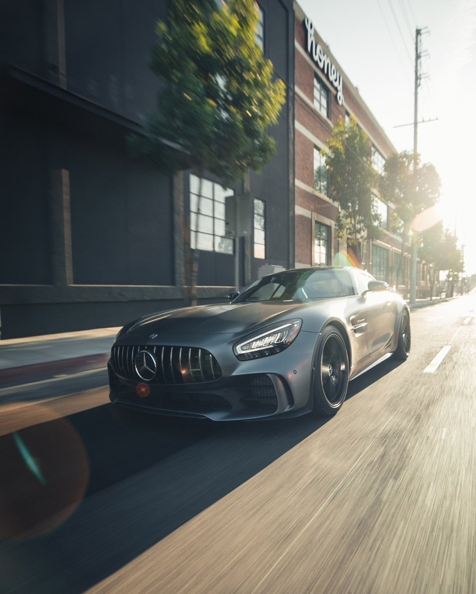[Kraftstoffverbrauch kombiniert: 13,1 l/100 km | CO₂-Emissionen kombiniert: 299 g/km | mb4.me/DAT-Leitfaden | Mercedes-AMG GT R Coupé]

Be one with the street.

Learn more: mb4.me/tw-amg-gt
📷 instagram.com/jacob/ via <a href="/MercedesAMG/">Mercedes-AMG</a>
#DrivingPerformance #MercedesAMG