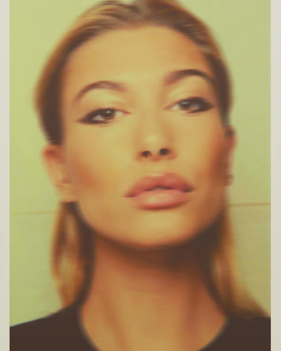 <a href="/cibellelevi/">Cibelle Levi</a> via Instagram: HAILEY ✨💕💛

<a href="/haileybieber/">Hailey Bieber</a> in my lens
makeup <a href="/tompecheux/">lea costantini</a>
media <a href="/elleusa/">Elle</a>