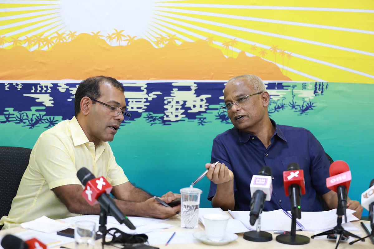 HassanLatheef's tweet photo. #GaafAlif Atoll;
▪︎494 dharivarun e dhanee Sarukaruge Hiley Furathama Degree progm in kiyavamun
▪︎Income Support- 989 meehunah MVR 14,997,893.00 vanee dheefai. 
▪︎SME- MVR 31,366,876.00 ge loan vanee dheefai
▪︎PSIP- MVR 169,170,470.11 vanee kharadhu koffai
#RahvehiFathis https://t.co/BMk2z9CWib
