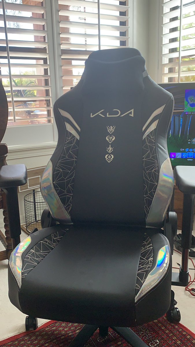Check out the #secretlab chairs