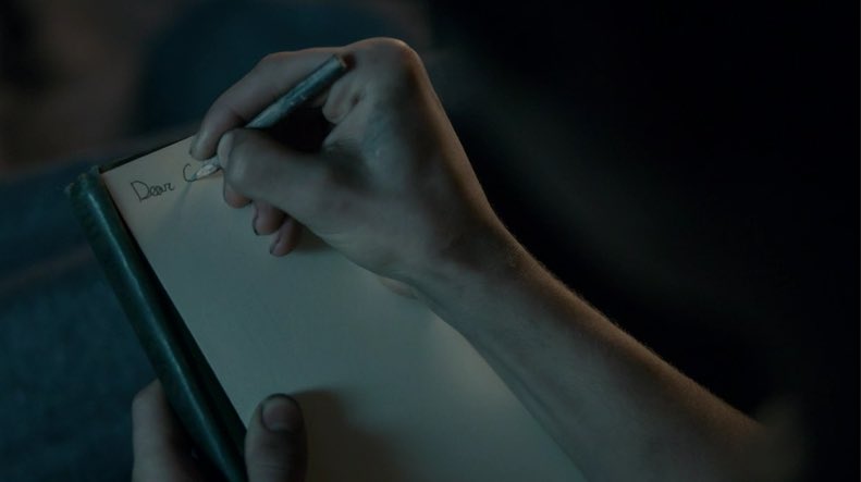 justagalintx's tweet photo. He was re-reading her letter 😭

How many times did he do that? Not only because it’s from Anne but it’s the only piece of home he has. 

And it’s a sign that at least someone out there is still thinking of him 🥺

#AWA204

#renewannewithane https://t.co/Yo8eJdoseS