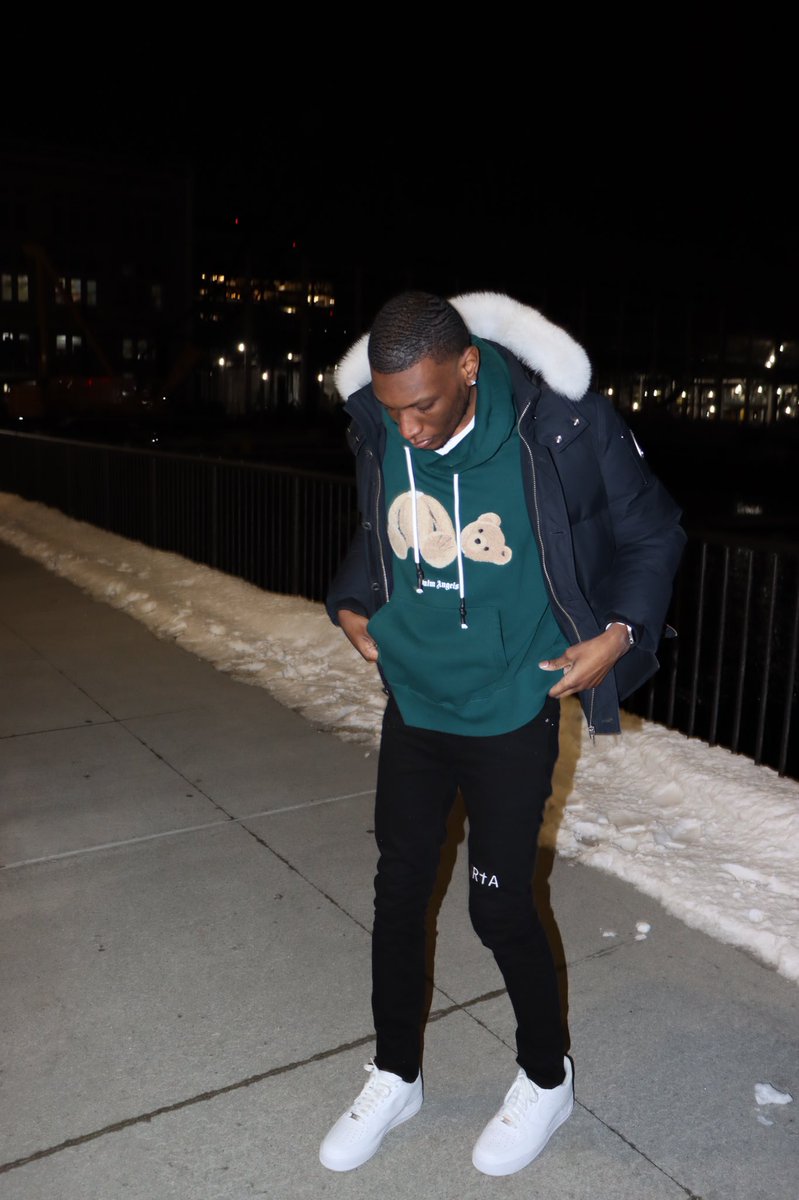 _dstlouis5's tweet photo. Blessed to see 23! STAY WAVY🌊 https://t.co/srdbHfK2H9