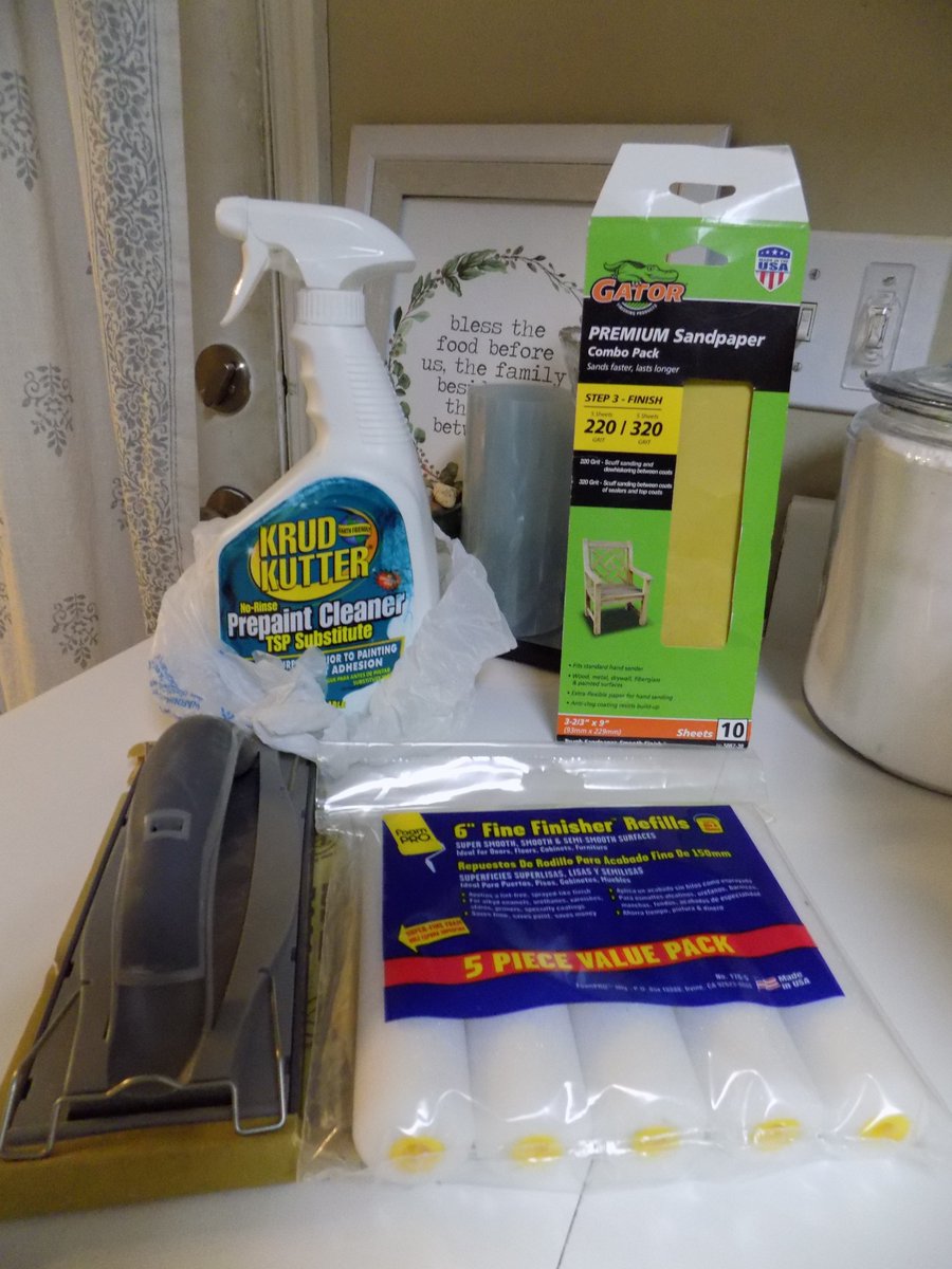 needtoclean's tweet image. Painting my bottom kitchen cabinets. I&apos;ve gathered my supplies and am ready to paint.  #painting #kitchendesign #HomeImprovement #DIY