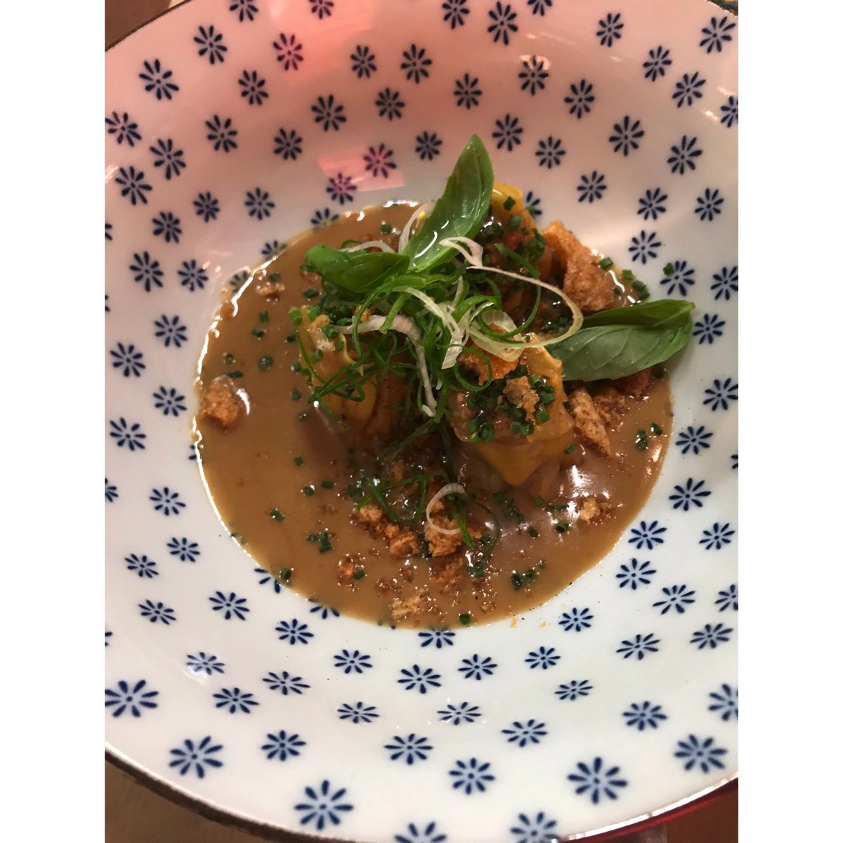 Inside Vallehermoso Market, an extraordinary gastroexperience is waiting at <a href="/TRIPEA_MADRID/">TripeA_MadriD</a> , mix of flavours from all over the world that will  fly you to heaven!