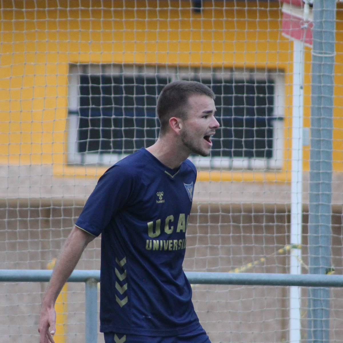 UCAMMurciaCF's tweet photo. 🚨 𝗝𝗨𝗩𝗘𝗡𝗜𝗟 𝗔 | La clave está en no dejar de intentarlo.

¡Victoria con mucho #corazon 💙! https://t.co/OzQcgoLSwc