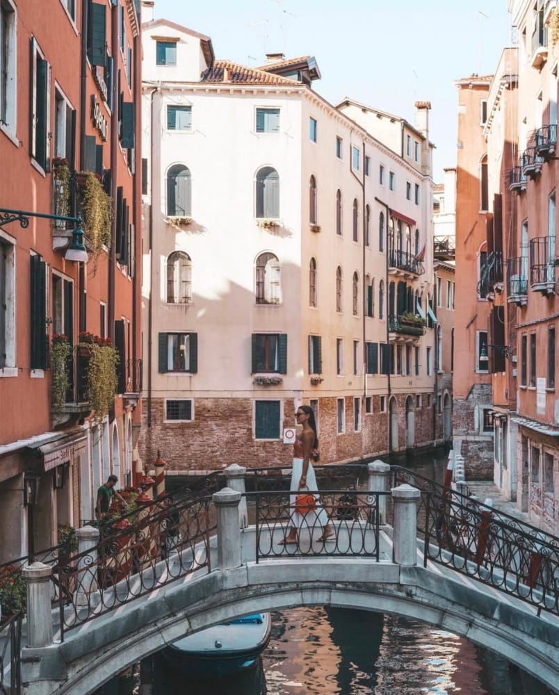 espectadorccs's tweet photo. Venecia, Italia ✨💚💛♥️ https://t.co/MA4Yxokh4v