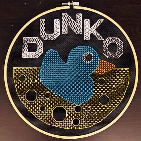 patronsaint21's tweet photo. Watched The Coin Game playthrough on @SSS_Stream and my wife decided to design and cross stitch this. Dunko! @JuliaLepetit @FLoaBComic #dunko https://t.co/FVXZCj3wZQ