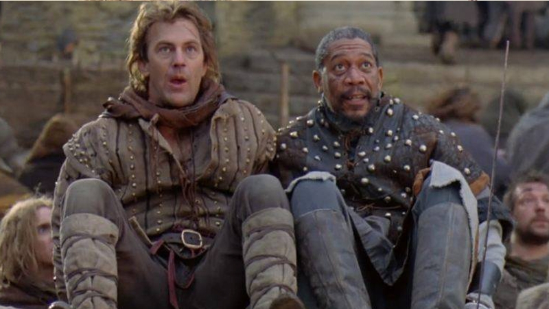 Plot Holes Podcast tweet media