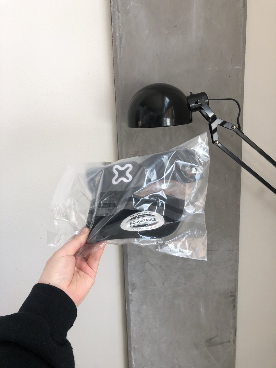 hyumankind's tweet photo. sending out a batch of @playhauslab $shop shipments today 💥

🚛📦📦📦📦📦📦📦📦 https://t.co/5e2ybQl4Ug