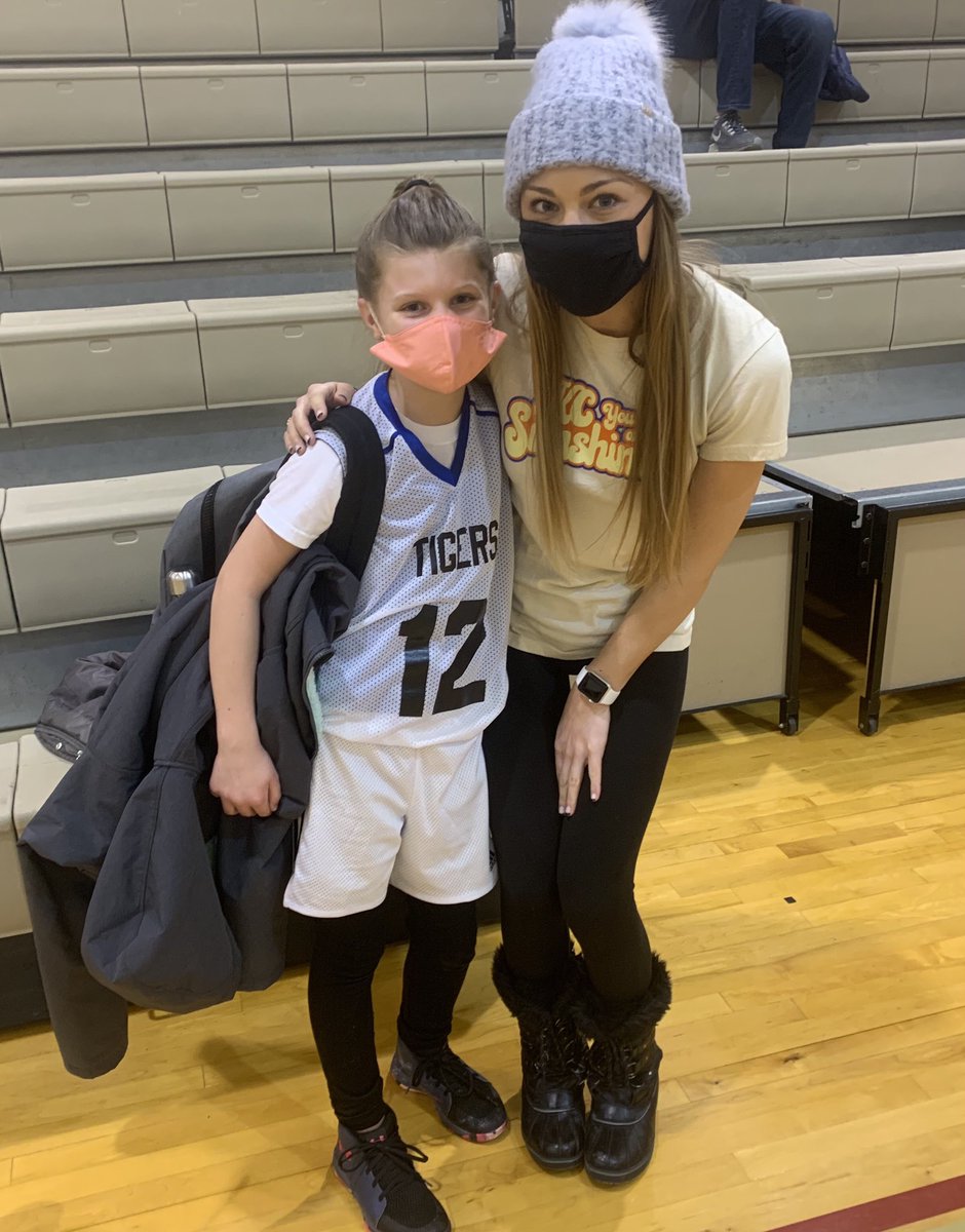 mssmith_marsh's tweet photo. So glad I got to see this sweet student of mine play her heart out and win her basketball game yesterday!! 🤗 @shawnstewartKC https://t.co/bnPw58UxSr
