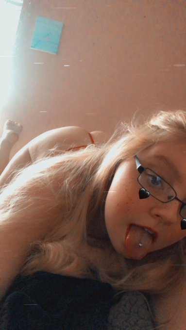 https://t.co/7OLGUoauHN subscribe to my onlyfans it&rsquo;s worth it 😜🥰 https://t.co/nVdYPKuRLn