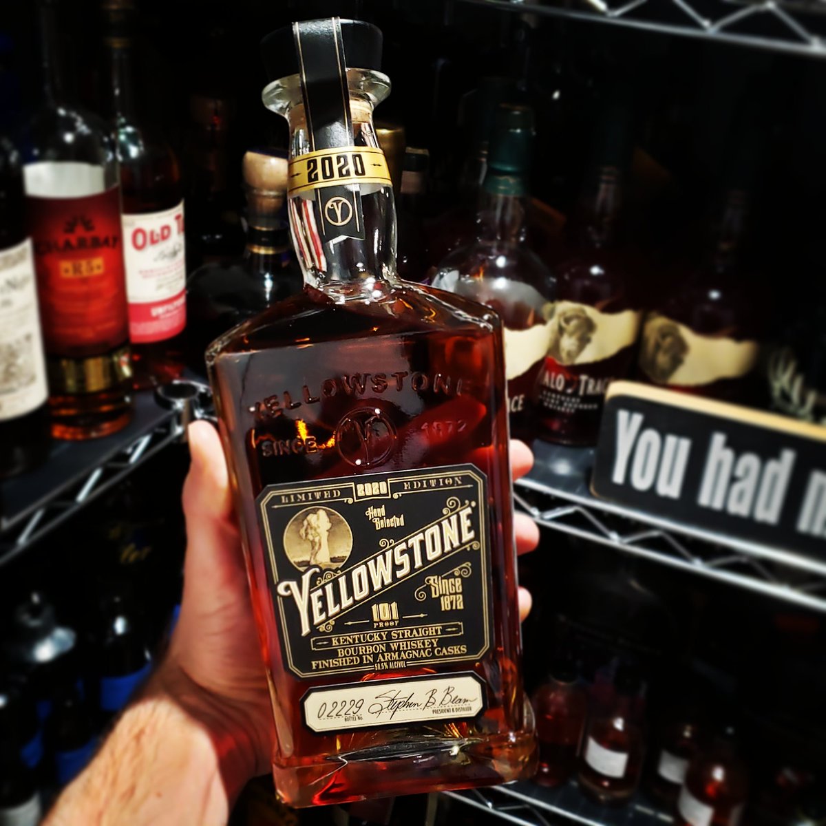 Time to hold onto the weekend just a little bit longer 🥃