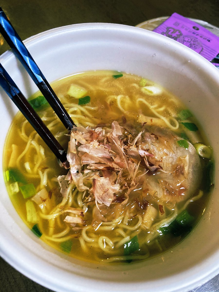 かつお 静岡 ラーメン 焼津 ツーリング先で出会ったご当地カップ麺 鰹節の風味がそそる「静岡焼津かつおラーメン」を食す！（バイクのニュース）