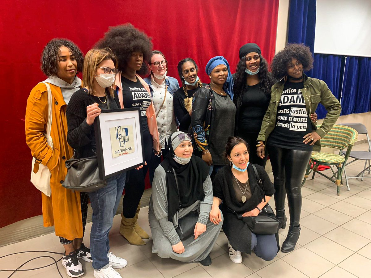 MarianneCouleur's tweet photo. Nous avons accueilli Assa Traore.
📍Nous avons parlé, débattu sur le livre " La Lettre à Adama". Un bel échange émouvant entre ces femmes, ces hommes et ces jeunes Pierrefittois.
Merci à Assa Traoré et au comité Adama
#AssaTraoré #ViolencesPolicieres #lettreaadama #comiteadama https://t.co/wlV3JqGi3p