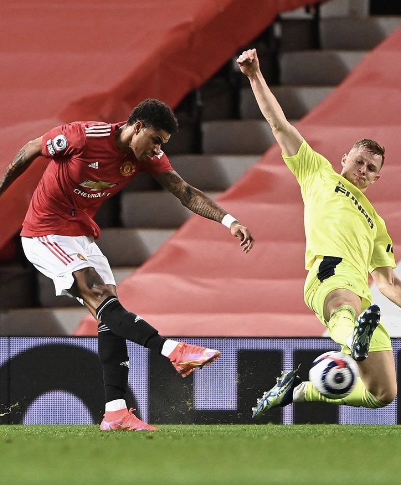 Joined some great company tonight, matching Becks record. Happy Sunday everyone ♥️