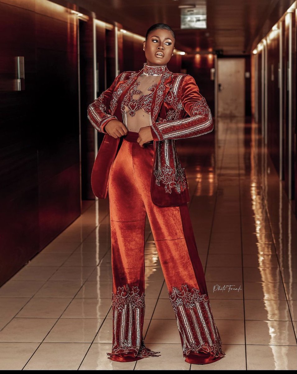 Gracejdennis's tweet photo. Retweet for Erica like for Alex outfit #14thHeadies https://t.co/w1kWfakcm4