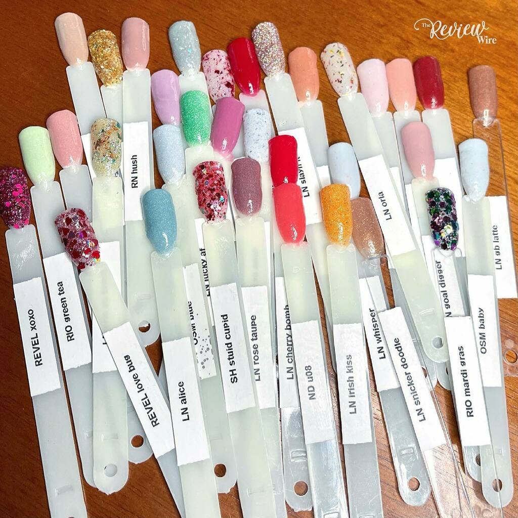 TheReviewWire's tweet photo. ๐
๐ป New additions to my collection for the week. My hubs valentine gift to me... he just doesnโt know he got them for me yet!! ๐คฃ
#naildippowders #naildip #revelnail #luxienail #onesparklymermaid #nicolediary #rionails #sparklehausnails
#nails #nailsโฆ https://t.co/Xpfq63ZGaj https://t.co/xfr03oEwHY