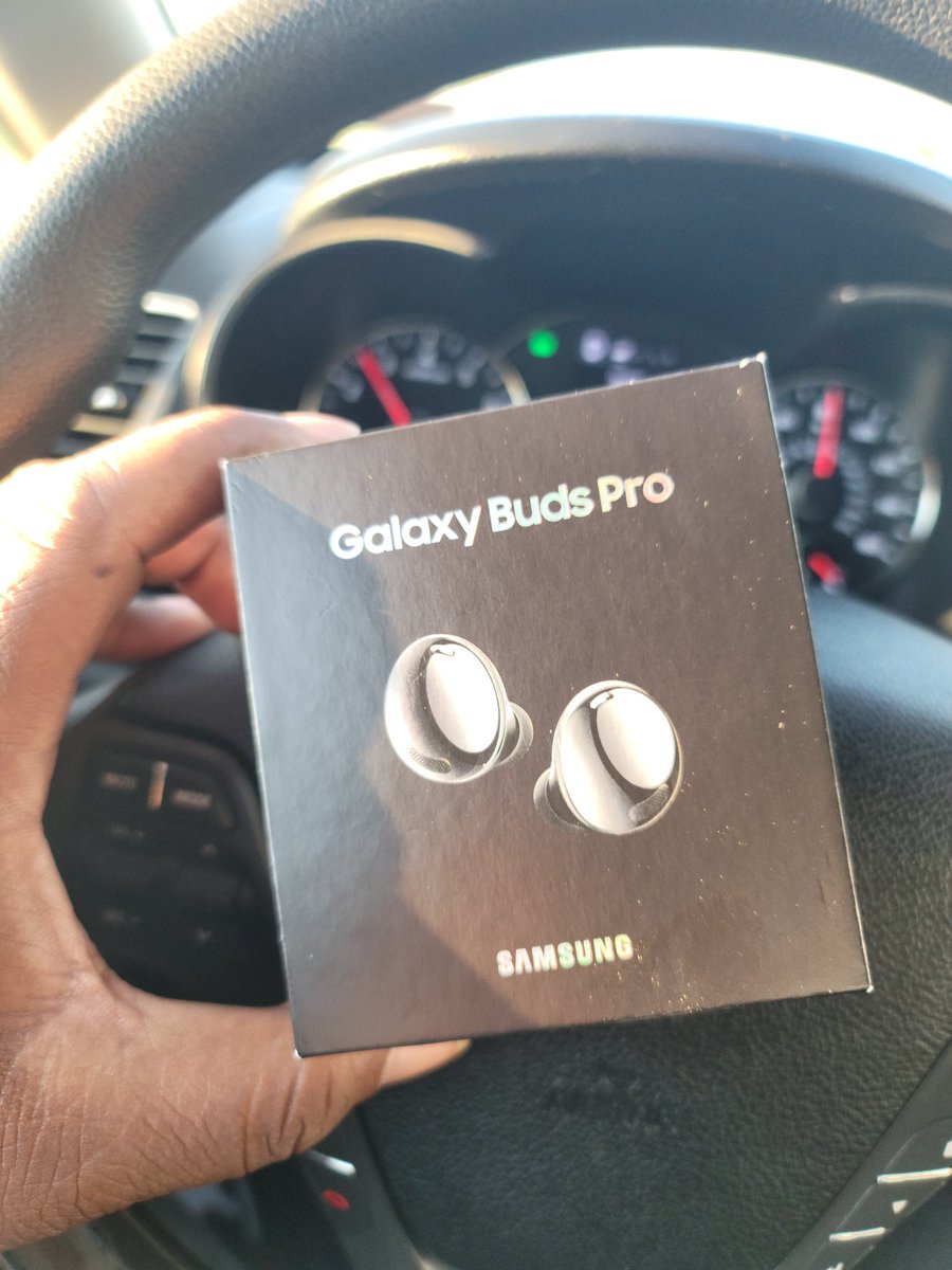 Thank you #Samsung for my prize #GalaxyBudsPro, just for learning about the devices I love. #SamsungPro #GalaxyS21Elite  <a href="/SamsungMobileUS/">Samsung Mobile US</a> <a href="/SamsungMobile/">Samsung Mobile</a> @GOTGFSMTeam <a href="/JJallDay3415/">Jonathan Jones</a> @lee_miller_16 <a href="/pavelmiranda/">Pavel Miranda</a> <a href="/rdmgperez/">Gil Perez</a>