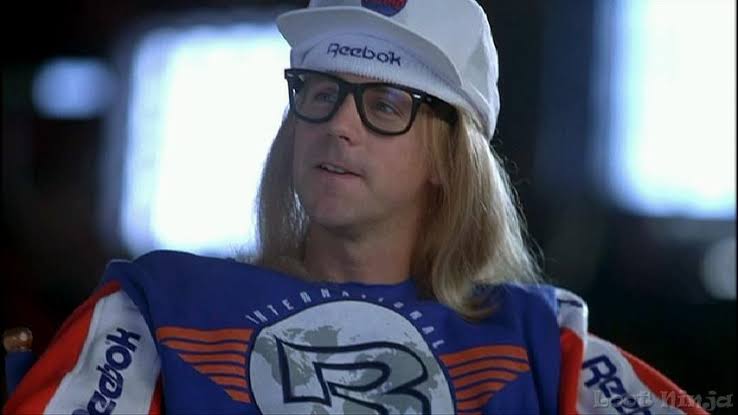HawkTalkPod's tweet photo. FUTURE BALL!!! Gotta feel for the Rat here. This photo has big Wayne's World energy 😂
Unfamiliar with Future Ball? This ad should explain everything and nothing at all simultaneously. Brace yourself: https://t.co/Dxr437rNBZ
#Always #FutureBall https://t.co/Bck4EpZ3hz