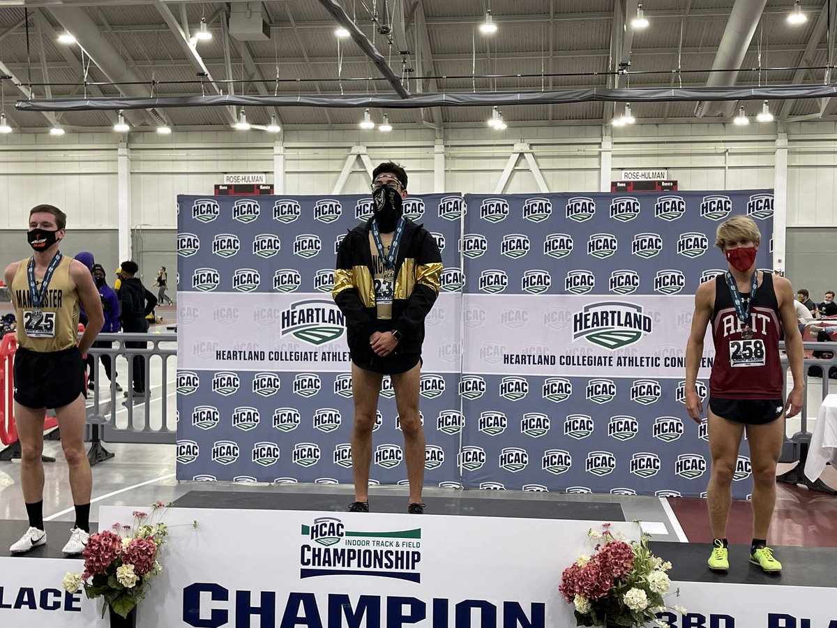 ManchesterCCTF's tweet image. Enrique Salazar wins the 3000m with Connor Havens Fr right behind in 2nd! #OneTwoPunch