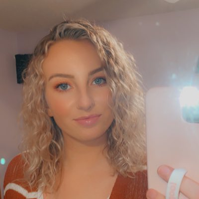 kaceelynn14's tweet photo. #NewProfilePic https://t.co/PGbre4qvgL
