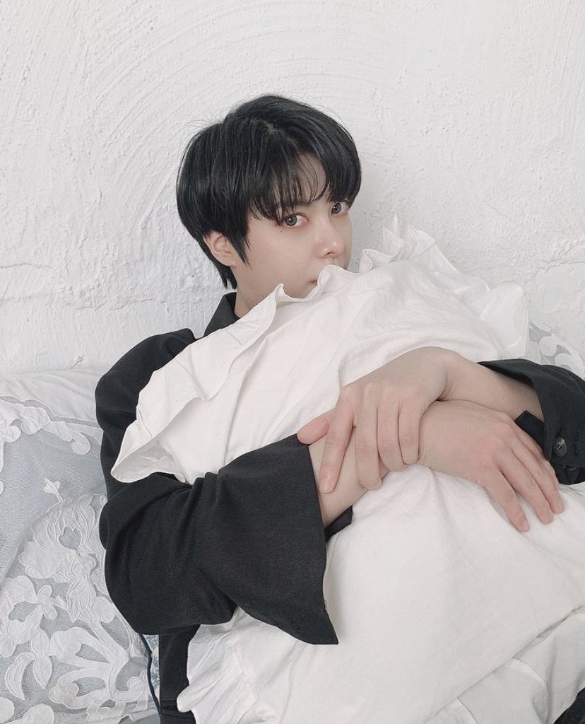 HanSolfamTH's tweet photo. [📷] 220221 #จีฮันซล ได้อัพเดท Instagram ส่วนตัวค่ะ 
Jisol_11 : ❤️ 

1 ปี 9 เดือนเองน้าทุกคน  💞 
#Jihansol #hansol #지한솔 #한솔 #뉴키드 #Newkidd https://t.co/pCeHDMw39r