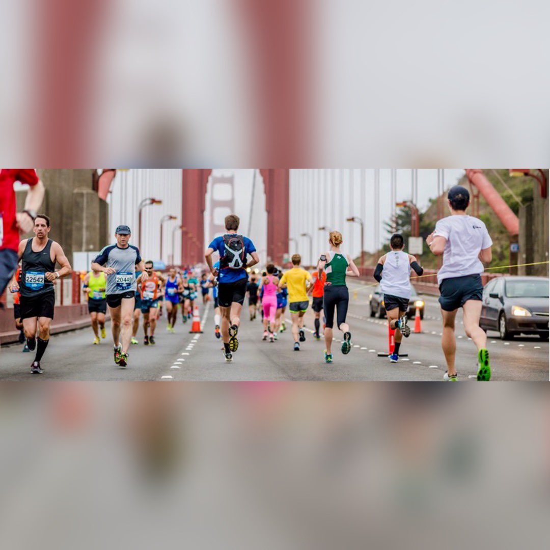 DeanKarnazes's tweet photo. How long does it take an average person to run a marathon?

#sundayrunday https://t.co/nlrdftaFOr